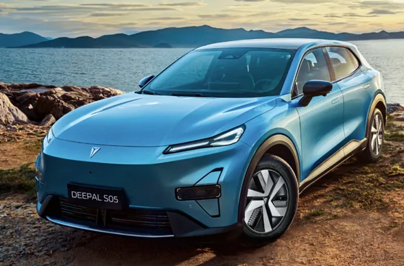 Mover un carro eléctrico en Colombia puede costar hasta 60% menos que uno a gasolina