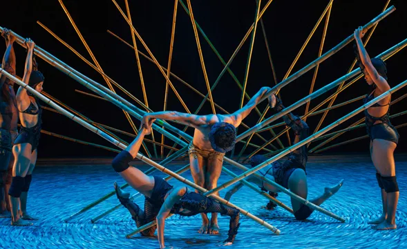 Deborah Colker reinventa a Stravinsky desde la danza brasileña