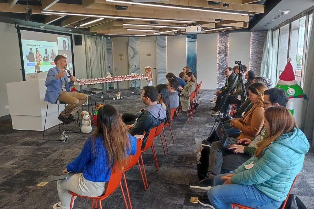 La IBERO analiza cómo cambiará el rol de los maestros en la educación