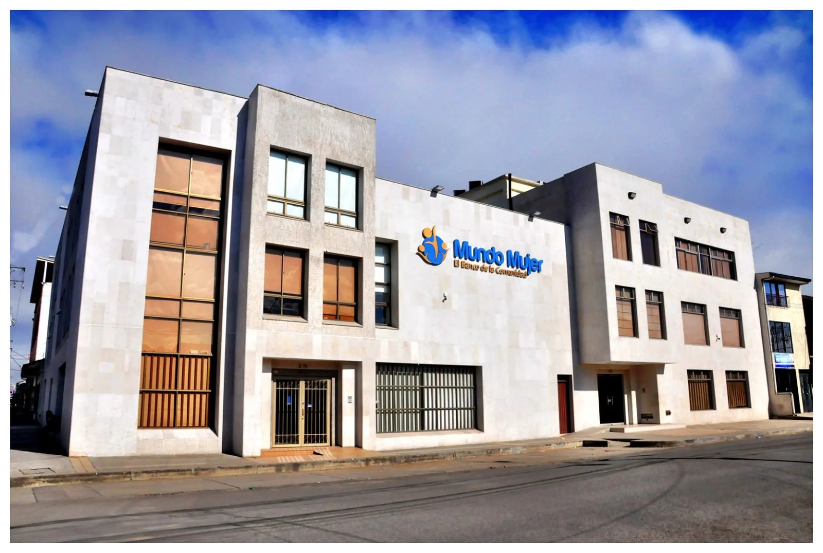 Banco Mundo Mujer cerró 2025 con utilidad de COP 119.469 millones