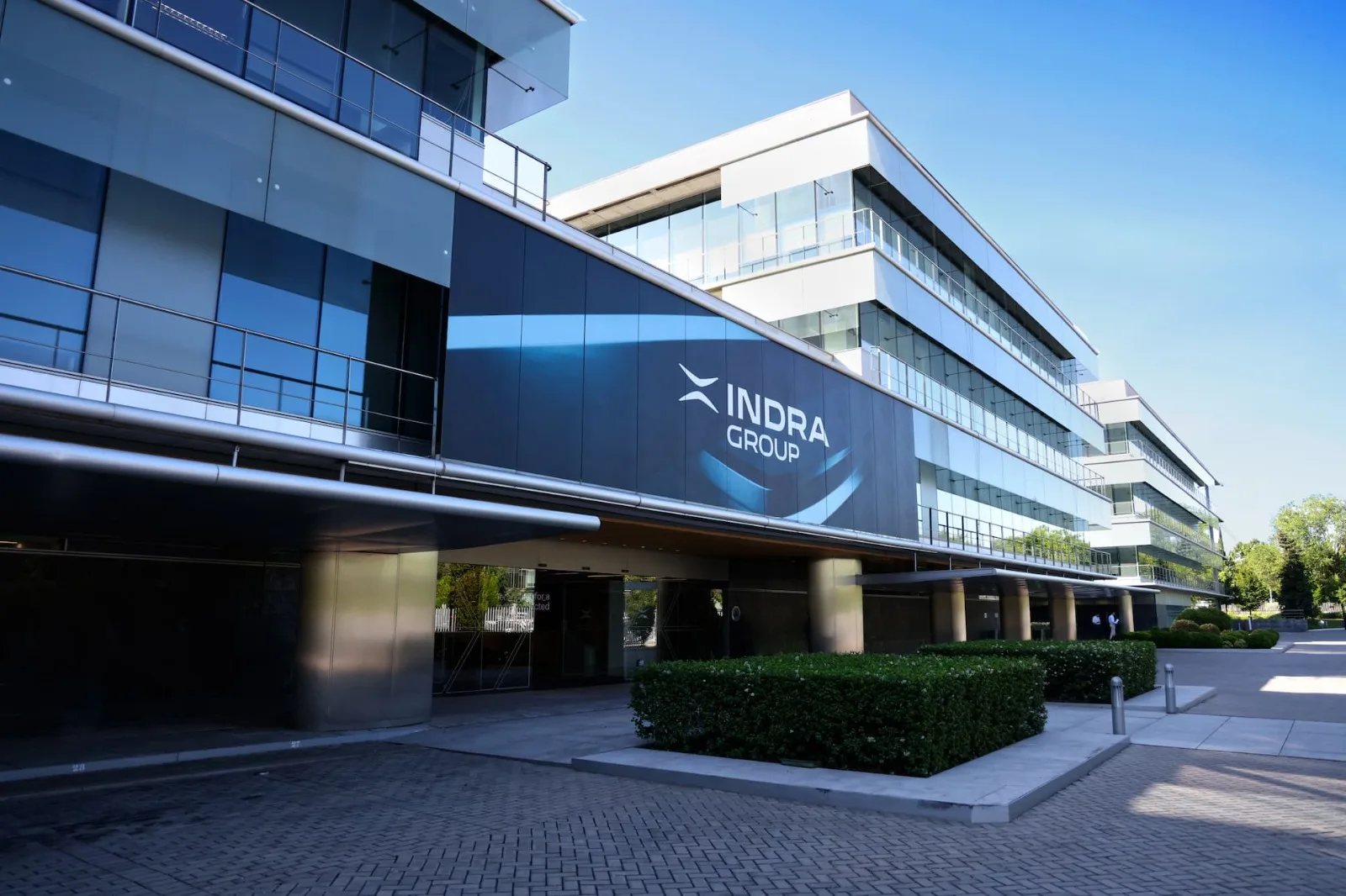 Indra Group vende división de consultoría de negocio de Minsait, a waterland private equity