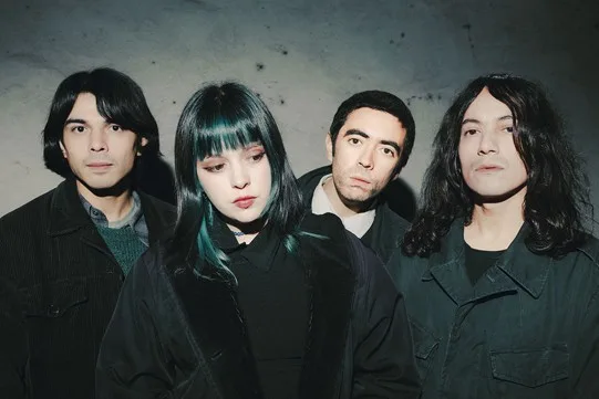 Adelaida lanza Superclub, su sexto álbum de estudio
