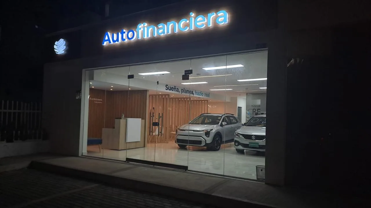 Autofinanciera cumple 55 años
