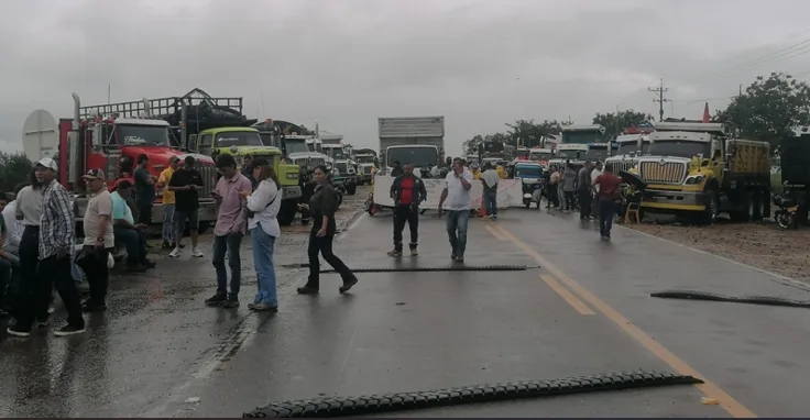 Bloqueos en Puerto Gaitán afectan la movilidad, el empleo y los recursos para el desarrollo regional