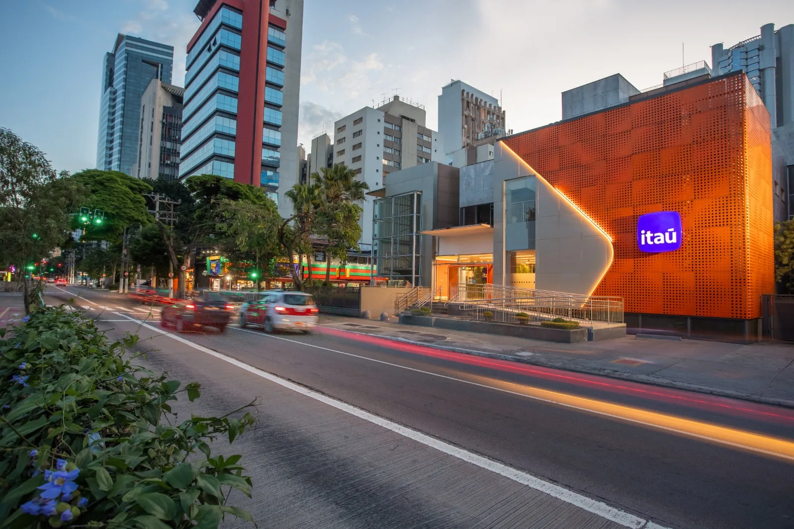 Itaú Colombia migra su core bancario a la nube