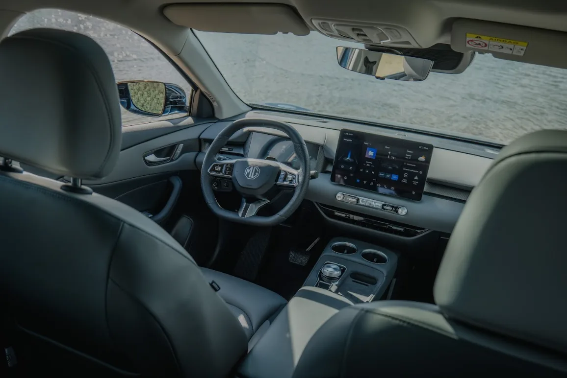 MG S5 convierte la tecnología de vanguardia en realidad accesible nos
