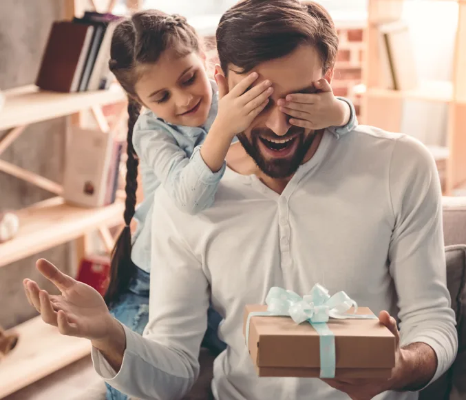 Día del Padre en Colombia y NYCE entrega recomendaciones para comprar regalos seguros