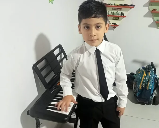 Estudiante de 7 años iniciará bachillerato en el Quindío tras registrar un coeficiente intelectual -IQ- de 138