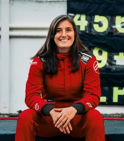 Tatiana Calderón ahora en Nascar Brasil