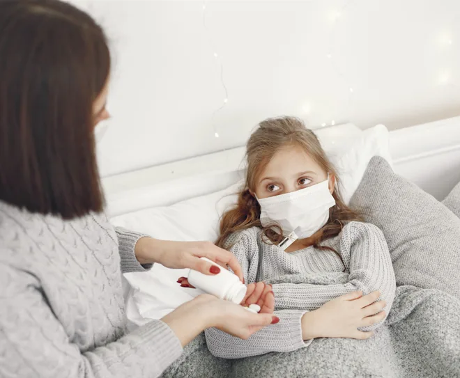 Expertos llaman a vacunarse contra la influenza antes de viajar