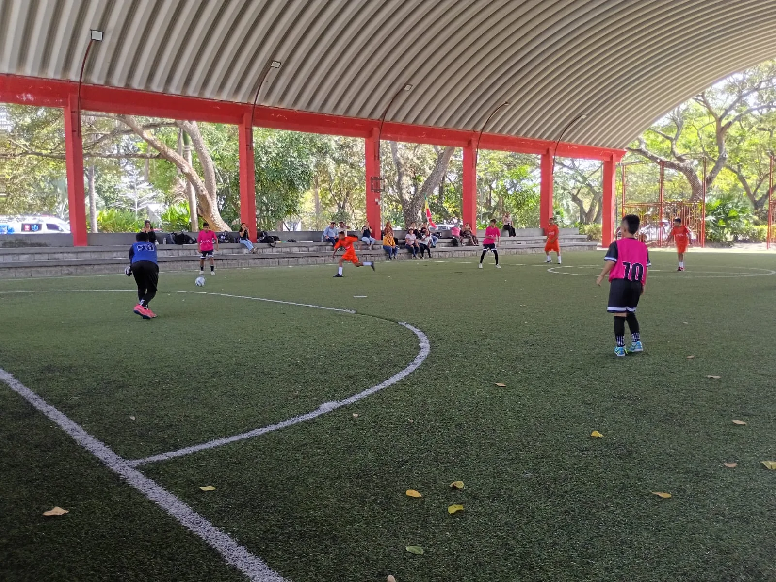 Enel entregó más de $7.700 millones en dotación deportiva y cultural e instituciones educativas