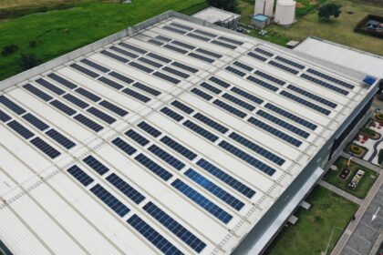 Bancolombia impulsa mini granjas solares con una financiación cercana a $36.000 millones