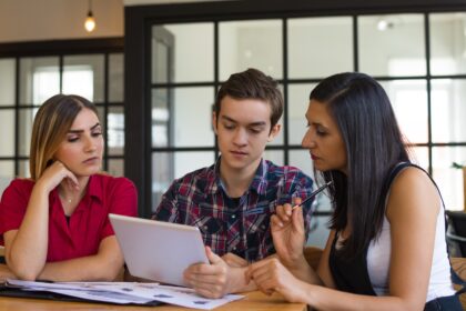 ¿Qué esperan los jóvenes colombianos de su futuro personal, familiar y laboral?