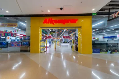 Aniversario Alkomprar: liderando las compras de tecnología en 2026