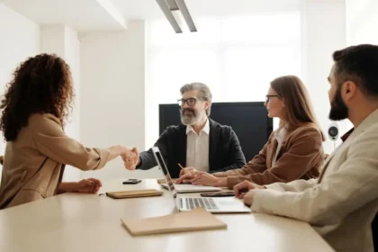 Reducción de la jornada laboral: reto de las empresas será mantener la productividad