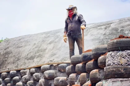 Diplomado para arquitectos con el método Earthship para la construcción de viviendas sustentables y autosuficientes