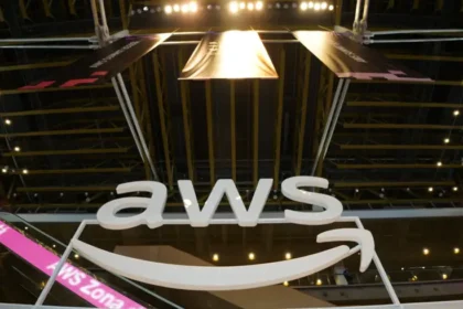 AWS revela que, en el último año, cada cinco minutos una empresa adoptó IA