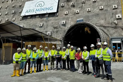 Ministerio de Minas y Energía impulsa acuerdos de formalización minera y minería responsable en Antioquia y Caldas