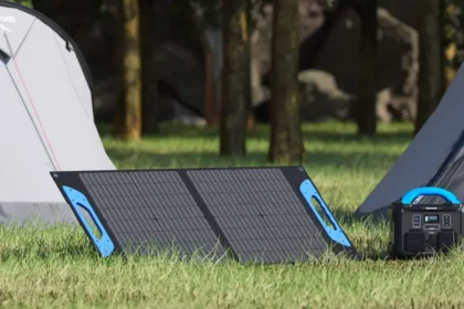Forza lanza sus paneles solares portátiles TITAN 