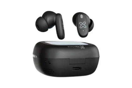 Audífonos DynaBuds con sonido inteligente y control táctil