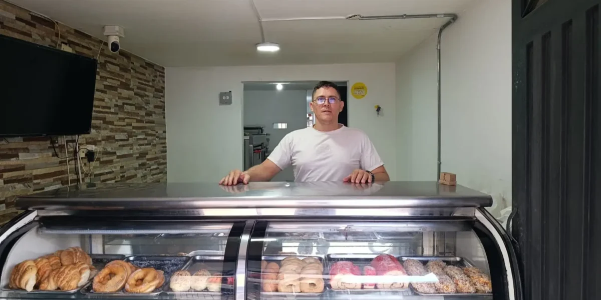 Comprar en la tienda del barrio también mueve la economía