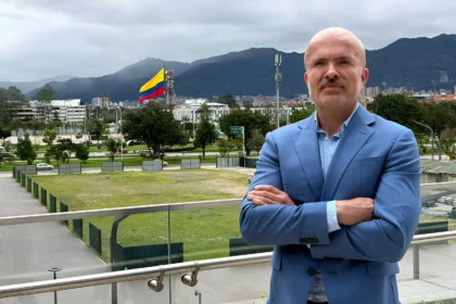 Las certificaciones factor clave al elegir tecnología para empresas y el sector educativo