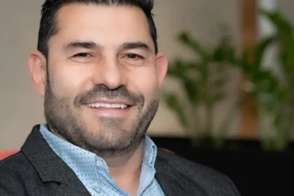 Pensar global, actuar local: estrategia con la que las empresas internacionales