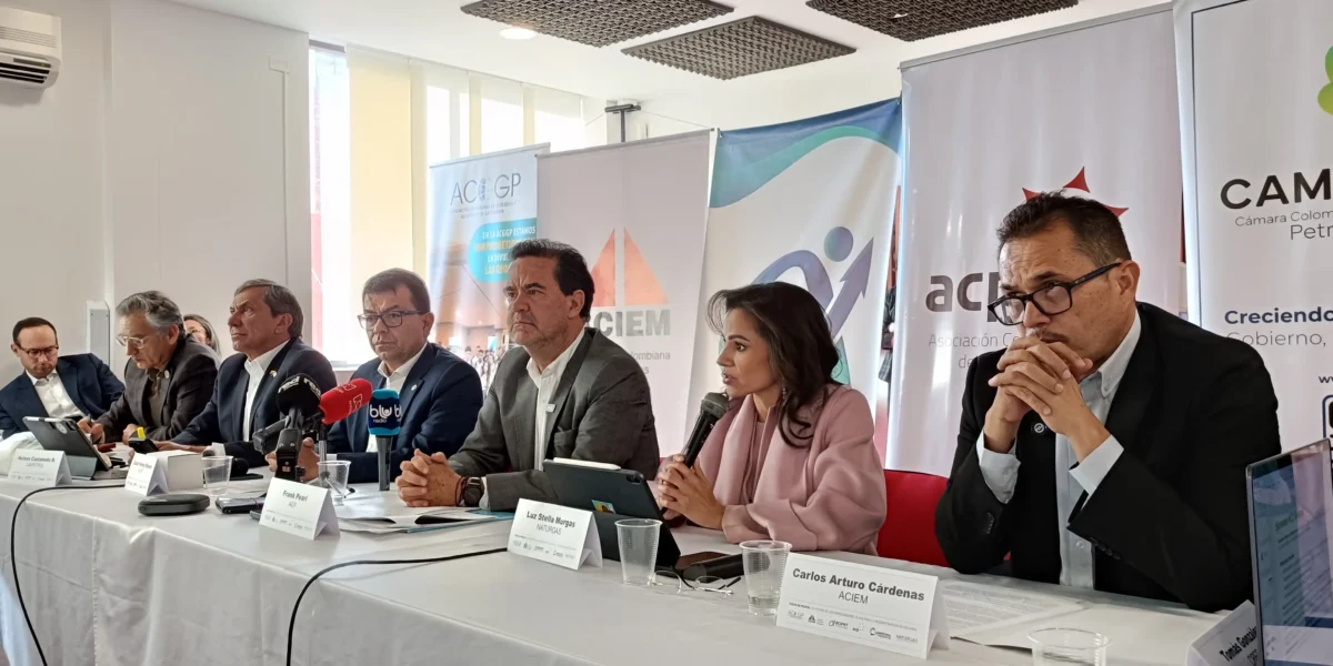 En los hidrocarburos está la clave para la reconstrucción de Colombia