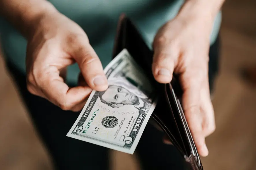 Análisis del comportamiento del dólar: semana 17 de agosto