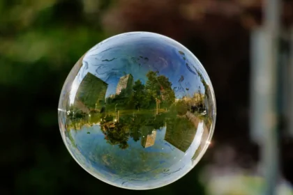 La adaptación climática pasa del reconocimiento del riesgo a la acción, persisten brechas en seguros y resiliencia sistémica