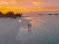 Más experiencias: las parejas se animan a celebrar viajando