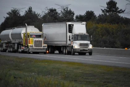 Vehículos de carga crecen 89,7 % y reactivan el mercado de activos para transporte e infraestructura