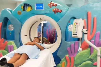 Si a su hijo le ordenan una TAC o una radiografía, las preguntas que conviene hacer