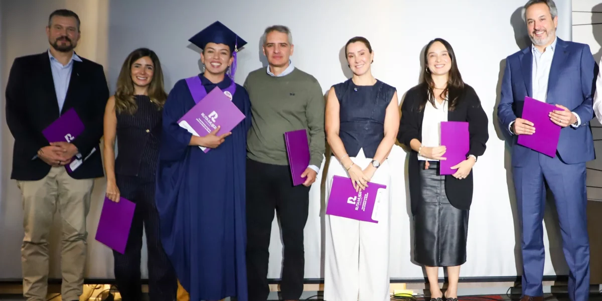 29 antioqueñas se certificaron con el programa mujeres al volante