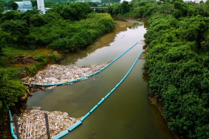 Kia apoya la  iniciativa de reducción de residuos plásticos de Panamá City de The Ocean Cleanup