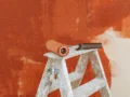 El “olor a pintura fresca” no siempre es buena señal