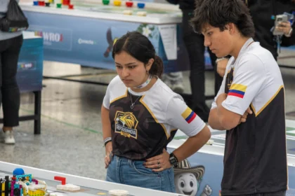El Refous representará a Colombia en la Final Internacional de la World Robot Olympiad en Puerto Rico  