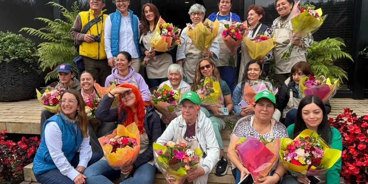 Asocolflores conmemora el Día de la Mujer Rural destacando su rol en la floricultura de exportación