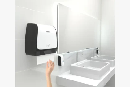 El secador de manos del baño público puede estar poniendo bacterias en tus manos