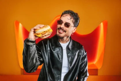 Conozca a Reykon, Burger King convierte la Líder King en una oportunidad para acercarse al artista
