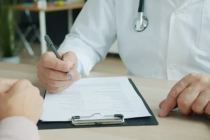 Crece la prevención en salud: el 48,9 % de los colombianos acudió a medicina general sin presentar una enfermedad