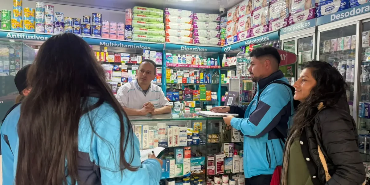 Droguerías de barrio aliadas en la estrategia para fortalecer la salud y la seguridad en Bogotá