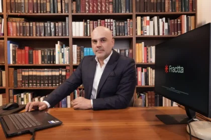 Fractta se perfila como líder en la comercialización de franquicias en Latam