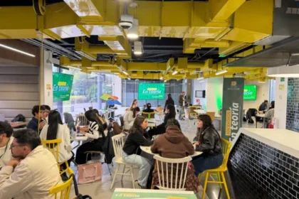 Seguros Bolívar abrió un reto real de marca para aprender de las nuevas generaciones