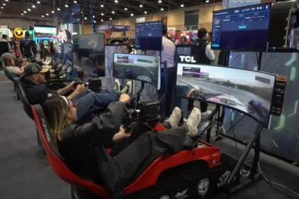 TCL presentó su nueva generación de monitores para gaming y entretenimiento