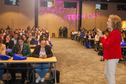 La IA transforma la experiencia del cliente y abre una nueva era para las empresas en Colombia