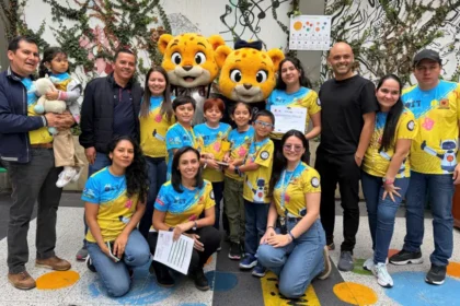 Cinco niños de Hi BIT, campeones nacionales de FIRST LEGO League en Houston