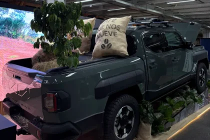 Kia Tasman lleva su capacidad 4×4 al corazón de la agroindustria