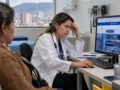 7 de cada 10 profesionales de la salud tendrían problemas para formular medicamentos y ordenar tratamientos en línea