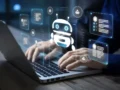 Agentes de IA multiplican los accesos a sistemas empresariales: ya existen 82 identidades digitales por cada usuario humano